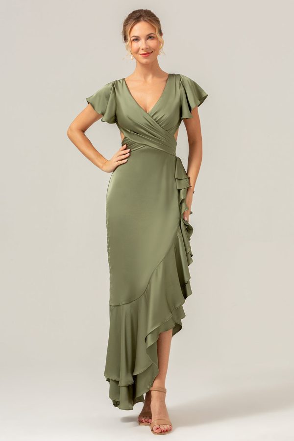 Olive A Line V-hals satijnen asymmetrische bruidsmeisjesjurk met ruches Online-Schn?ppchen