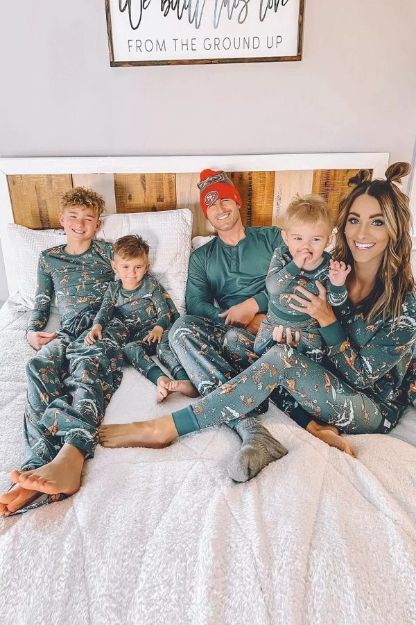 Dierenprint donkergroen bijpassende pyjamaset Mode