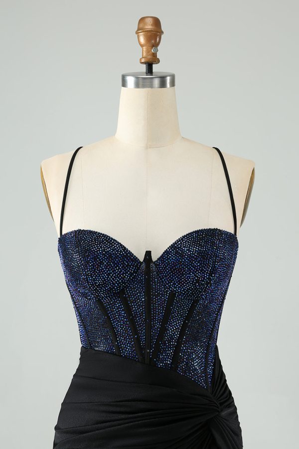 Glitter Zwarte Bodycon Spaghetti Bandjes Korset Homecoming Jurk met Kralen Angebot – Bild 4